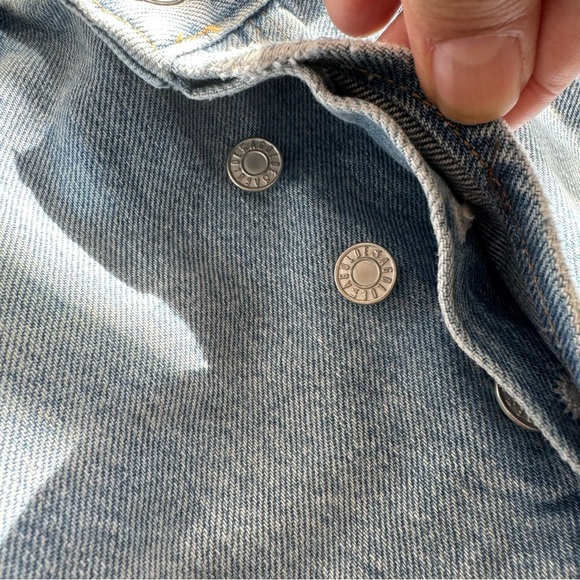 Agolde Criss Cross Buttonfly Distressed Denim Skirt Size 27 - Picture 10 of 13